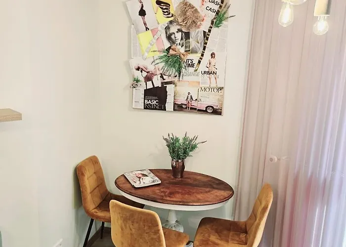 Modern With Full Kitchen And Bathroom In Kadriorg, Centre